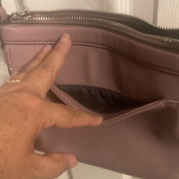 Simple Vera crossover bag - Picture 10 of 13